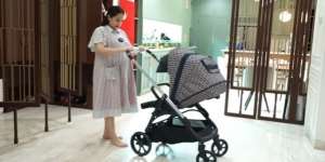 Potret Stroller Mewah Rp100 Juta Milik Nagita Slavina