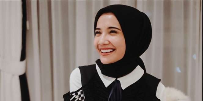 Tengok 3 Tas Mini nan Mewah Zaskia Sungkar, Penasaran Harganya?