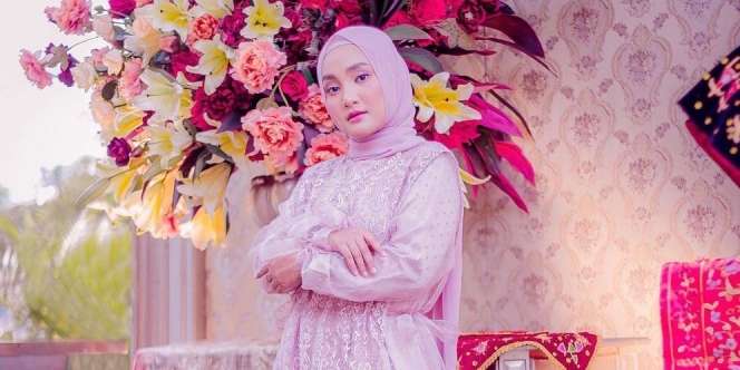 Jarang Diketahui! 5 Pesohor Terkenal Ini Ternyata Anak Seorang Guru