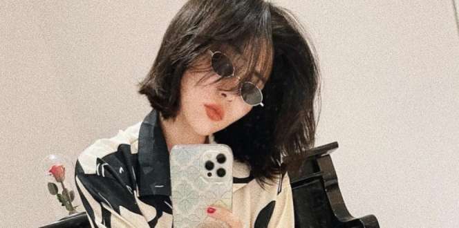 Isyana Sarasvati Tampil Kasual dengan Sepatu Loafers