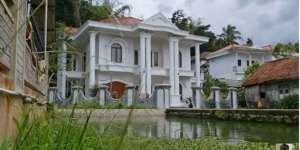 Hanya Jualan Roti Bakar, Pria di Majalengka Mampu Bangun Rumah Seharga Rp1,5 Miliar, Ini Penampakannya!