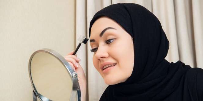Tutorial Memakai Brow Pomade Lebih Rapi untuk Tampilan Bold
