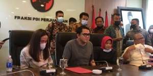 Bersimpuh dan Menangis, Anggiat Pasaribu yang Ngaku Anak Jenderal Bintang 3 Mohon Maaf