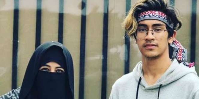Umi Pipik Terharu, Abidzar Cium Kaki di Hari Ulang Tahunnya