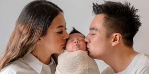 Paula Verhoeven Marah Baim Wong Jahil Cukur `Tanggung` Rambut Kenzo, Lihat Hasilnya