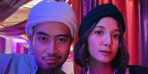 Potret Vidi Aldiano Lamar Sheila Dara di Depan Para Sahabat