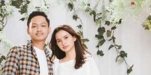 Azriel Hermansyah Sebut Sarah Menzel Tertarik Agama Islam