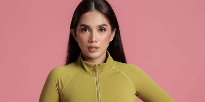 Gaya Serba Hermes Ussy Sulistyawati Jelajahi New York, Total Outfit Rp134 Juta!