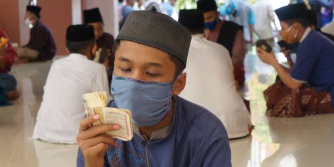 Polri Rekrut Anggota dari Kalangan Santri Untuk Tangkal Radikalisme