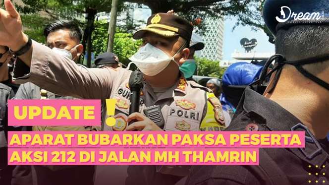 Aparat Bubarkan Paksa Peserta Aksi 212 di Jalan MH Thamrin