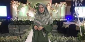 Selalu Tampil Stylish, Ini Rahasia Adelia Pasha