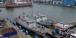 Prabowo Luncurkan Kapal Cepat Rudal Buatan Surabaya, Simak Kehebatan dan Kecanggihannya!