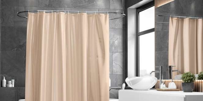 Cara Mudah Bersihkan Tirai Kamar Mandi yang Penuh Kotoran