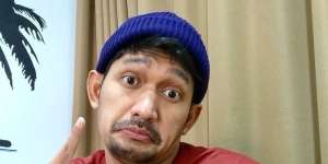 Ibnu Jamil Dipinjamkan Sepatu dan Baju Biar Makin Mirip Tarzan Srimulat