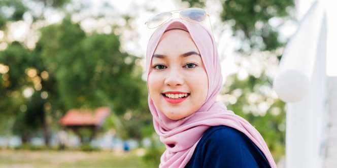 Sederet Koleksi Terbaik Greenism yang Siap Bikin Penampilan Muslimah Lebih Gaya 