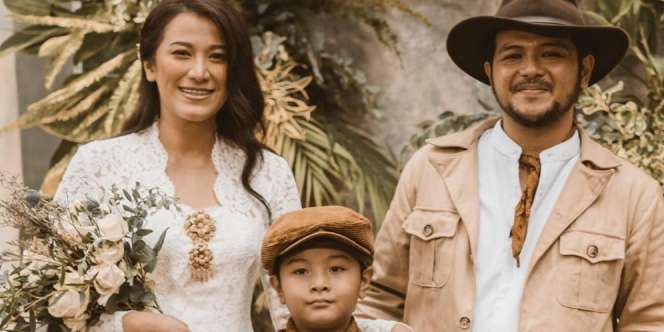 Konsep Unik Pernikahan Intim Ramon Y Tungka dengan Teman SMP-nya