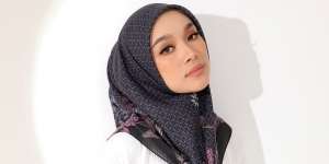 Pada Padan Hijab Oufit Seru ala Selebgram Malaysia Sofea