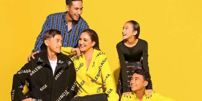 Cara Donna Agnesia Bangun Karakter Anak Lewat Olahraga