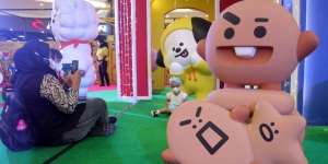 Seru, Liburan Bersama Karakter Line Friends