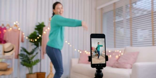 Hanya Main TikTok, Gadis Ini Cuan Rp700 Juta per Bulan, Bisa Beli Rumah dan Mobil Mewah Rp11 Miliar