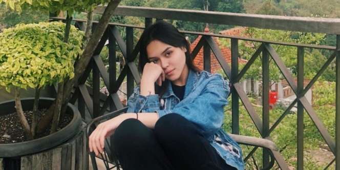 Detik-detik Ayah Laura Angkat Jenazah Putrinya, Bikin Haru