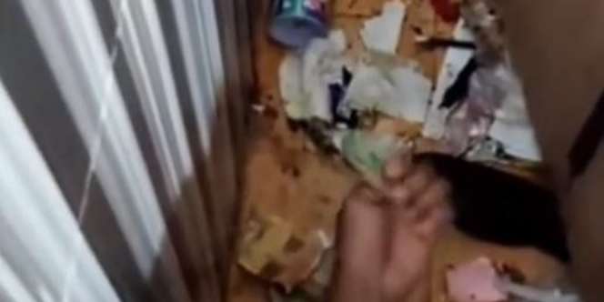 Viral Video Pemilik Rumah Syok Temukan Tumpukan Uang di Bawah Lemari