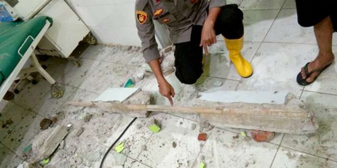 Dinding Puskesmas Ambruk Bikin Wabup Garut Geram, Terbongkar Rangka Bangunan dari Bambu