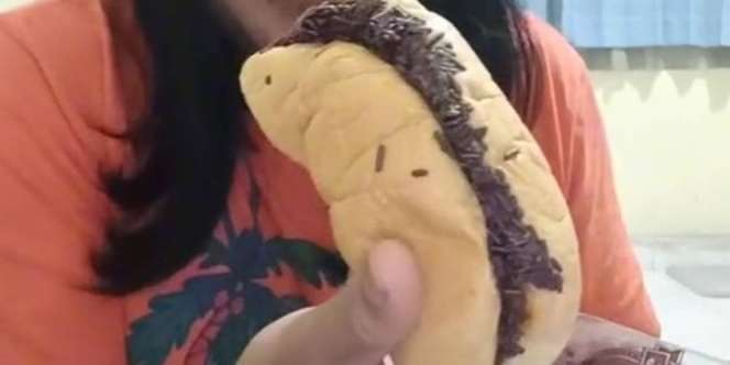 Bertabur Meses Padat, Roti Saat Dibuka Malah Bikin Sedih