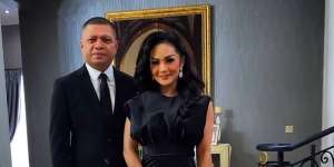 Absen di 7 Bulanan Aurel Hermansyah, Raul Lemos Tulis Pesan Haru Buat Calon Cucu