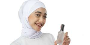 Minyak Essensial yang Bagus untuk Merawat Kulit