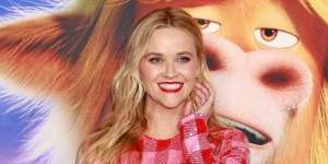 Rahasia Awet Muda Reese Witherspoon di Usia 45 Tahun, Pakai Skincare Selama 13 Menit Saban Hari