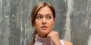 5 Pesona Rebecca Tamara yang Lagi Viral