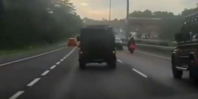 Viralkan Spion Mobilnya Pecah Karena Paspampres, Akhirnya Minta Maaf