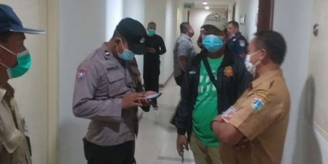 Pasien Covid-19 Dievakuasi dari Apartemen di Jakarta Utara, Diduga Terpapar Varian Omicron