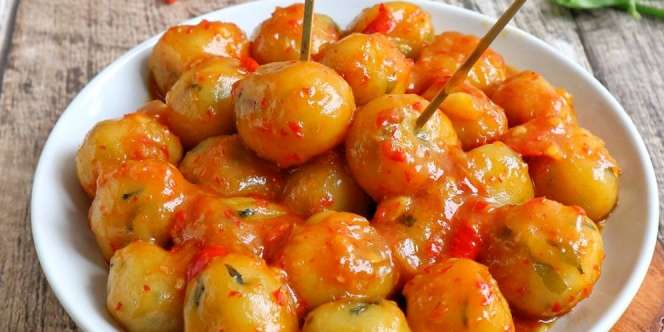 Sedapnya Cilok Ayam Gurih Manjakan Lidah