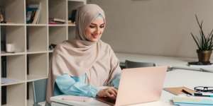 8 Manfaat Rendah Hati Menurut Pandangan Islam, Akhlak Mulia yang Dicintai Allah