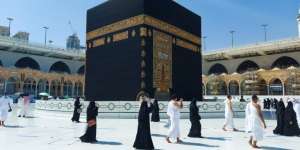 Tips Jeli Memilih Biro Perjalanan Umroh