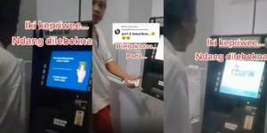 Bikin Emosi, Pria Ini Tetap di Depan Mesin ATM Padahal Ga Ambil Duit, Cuma Ngadem Sambil Lihat Iklan