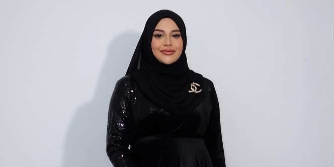 Gaya Istri Atta Halilintar Pakai Jaket Mewah Puluhan Juta, Dapat Julukan Baru Aurel 'Gucci' Hermansyah