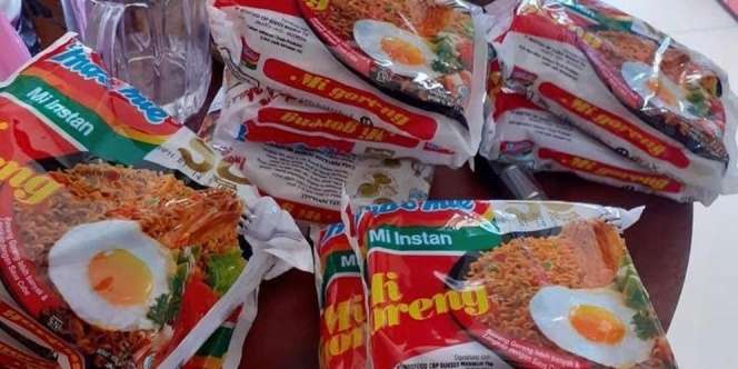 Iseng Kirim Komplain Mie Instan Tak Dilengkapi Bumbu, Endingnya Justru Bikin Kaget!
