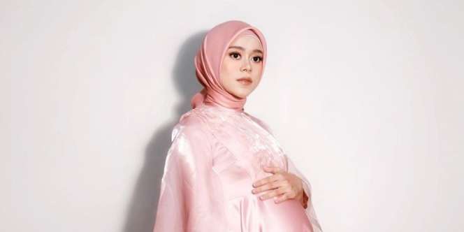 Tangis Lesti Kejora Pecah Lihat Ukuran Baju Untuk Anaknya