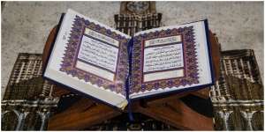 Kedudukan Al-Quran sebagai Sumber Hukum Islam yang Utama, Inilah Karakteristik Al-Quran dan Pandangan Para Ulama