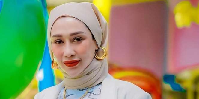 Fakta di Balik Sosok Reza Gladys, Dokter Selebgram dan Kakak Ipar Siti Badriah