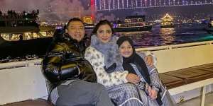 Arsy Hermansyah Terjatuh Saat Main Wahana Ekstrem di Turki, Begini Kondisinya