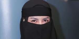 Viral Artis Pelihara Boneka Arwah, Five Vi: Haram!