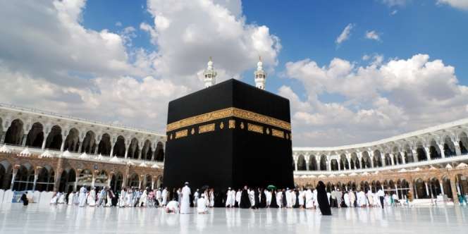Hasil Survei AMPHURI Soal Tata Laksana Umrah Masa Pandemi, Beda Aturan Buat Penerima Sinovac