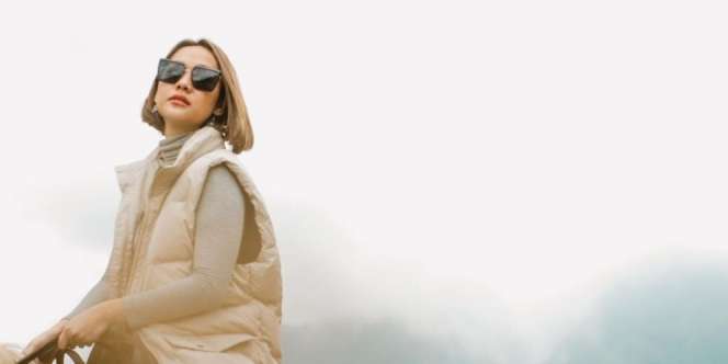 Penampilan Cantik BCL Berkuda Bareng Noah Nikmati Bromo