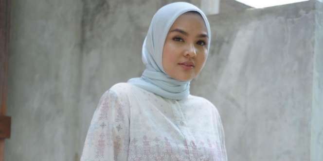 NGOBRAS: Kenangan Masa Lalu Ria Miranda dalam Koleksi Minang Heritage
