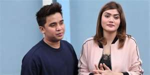 Lama Tak Disorot, 10 Potret Kabar Hilda Vitria Mantan Billy Syahputra, Bikin Syok Idap OCD!