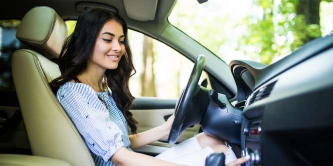 6 Cara Mudah Perawatan AC Mobil yang Bisa Dilakukan Sendiri!